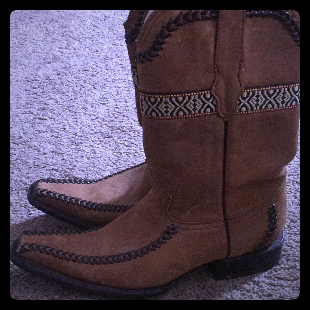 leather boots